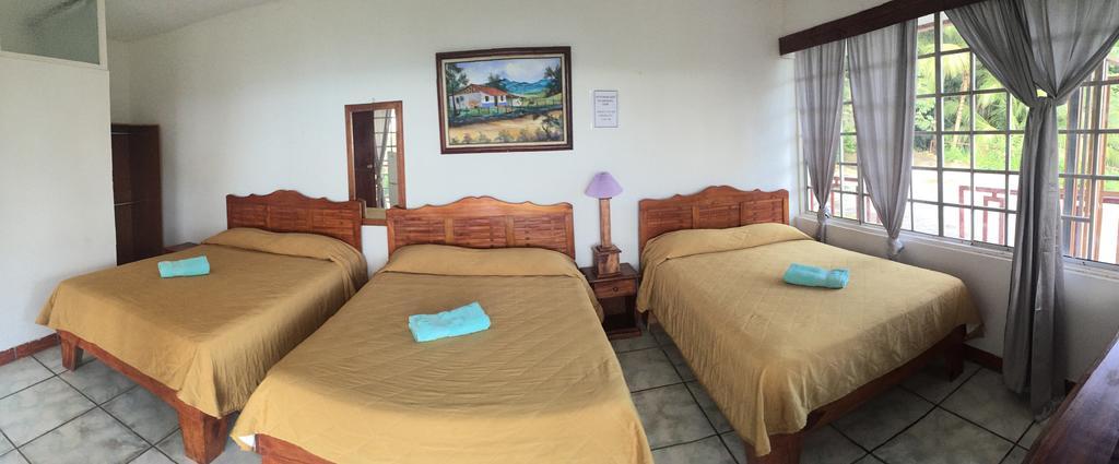 Hotel Coco Beach Manuel Antonio Bagian luar foto