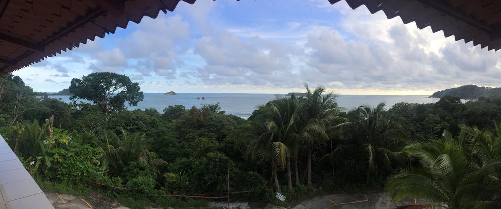 Hotel Coco Beach Manuel Antonio Bagian luar foto