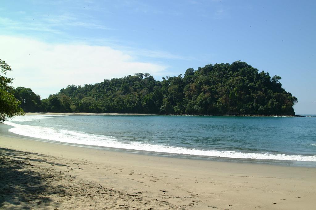 Hotel Coco Beach Manuel Antonio Bagian luar foto