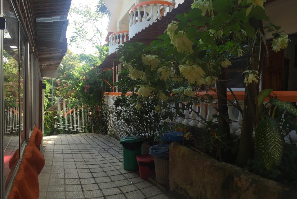 Hotel Coco Beach Manuel Antonio Bagian luar foto