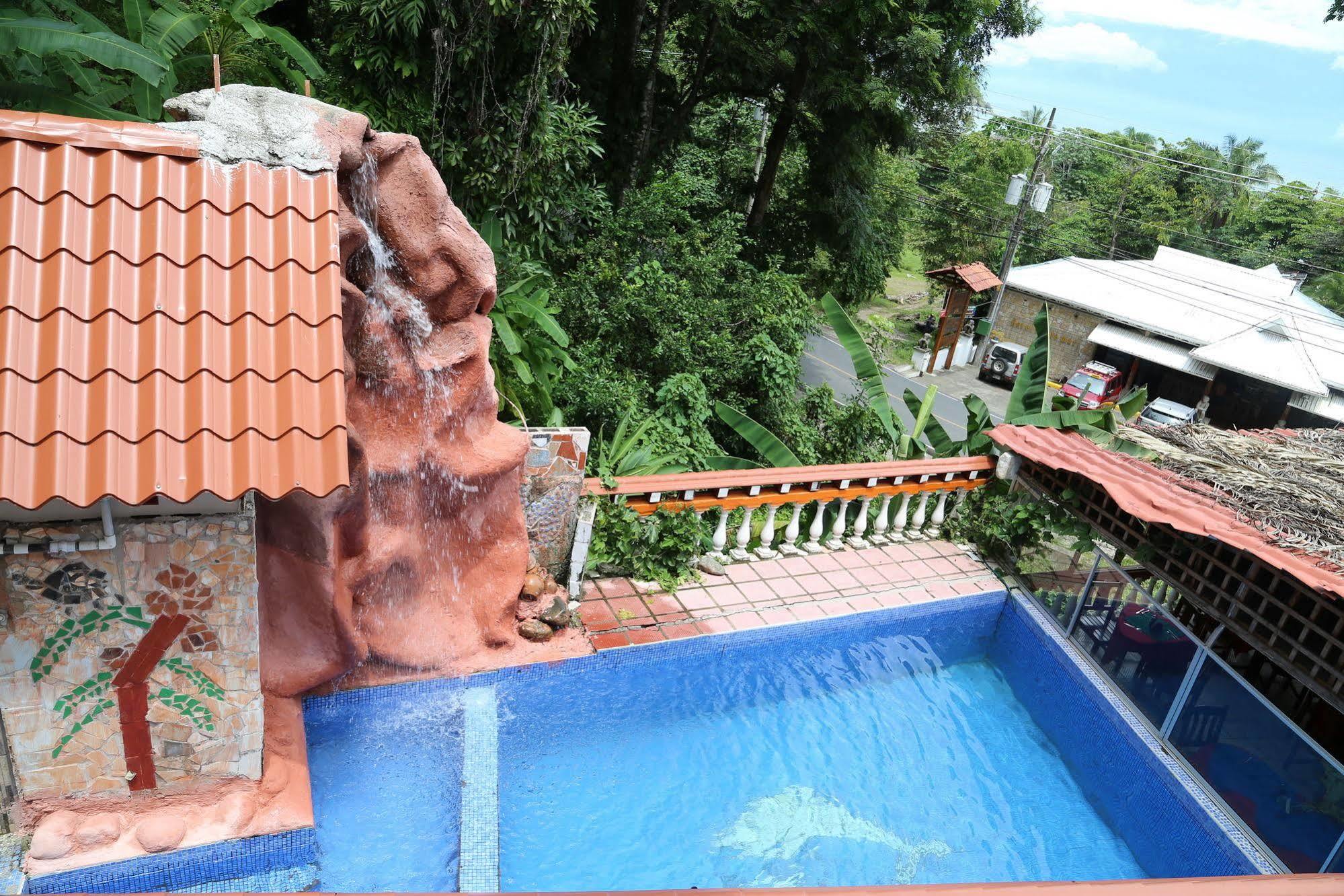 Hotel Coco Beach Manuel Antonio Bagian luar foto